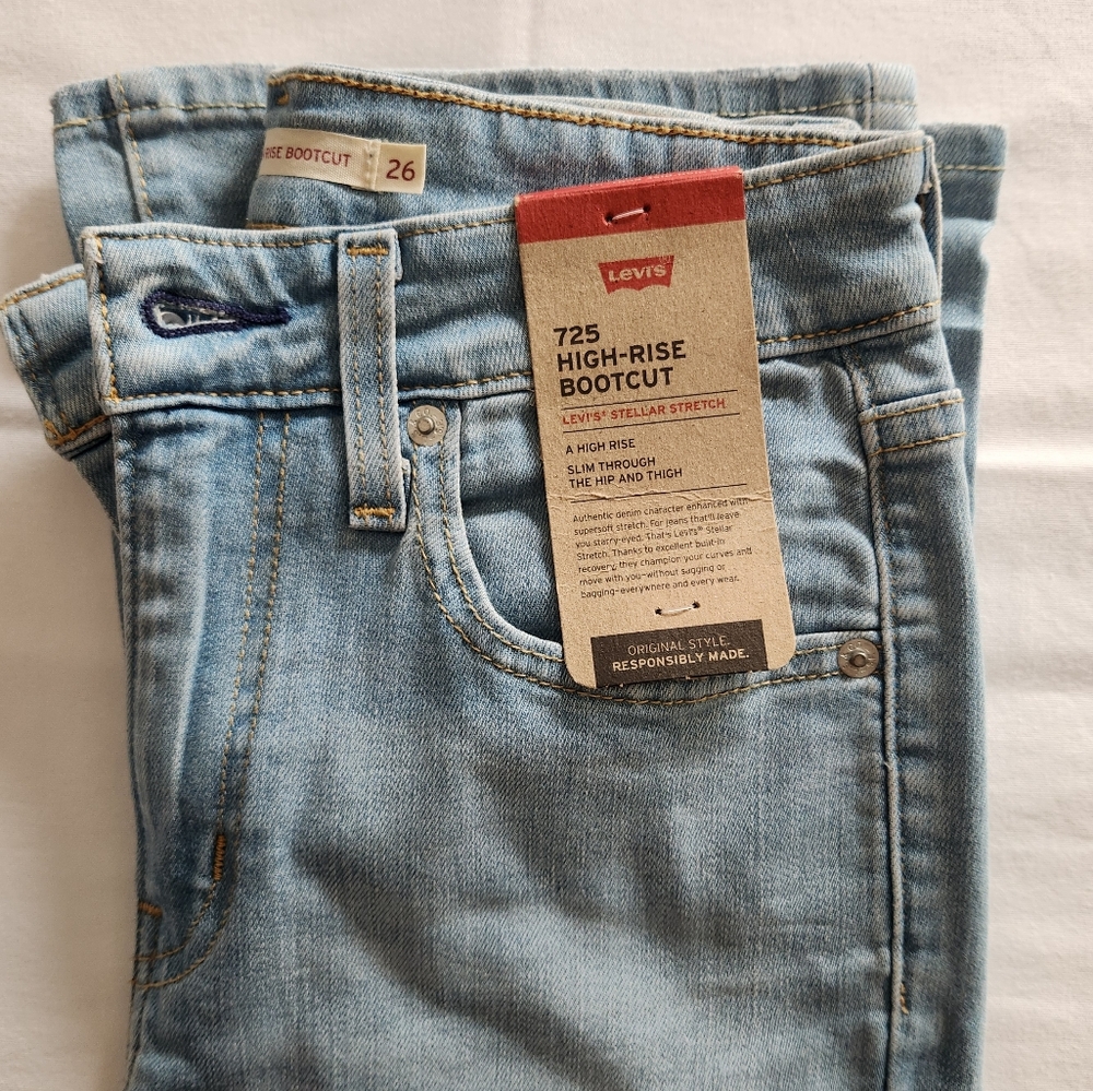 Womens Levi Jeans